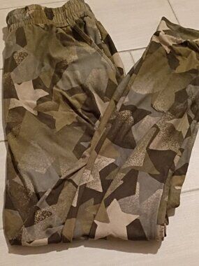 Camouflage Star Print Pants